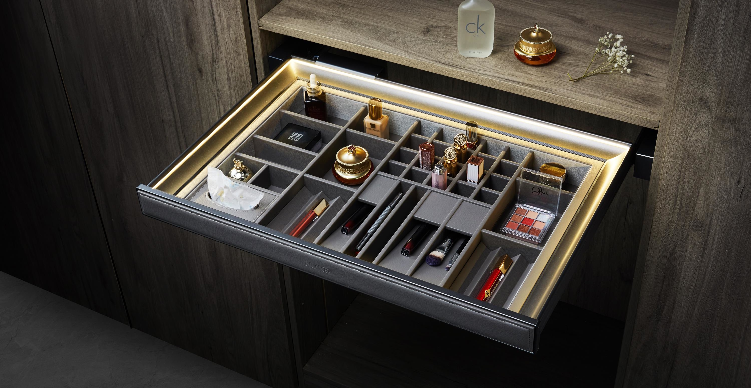 aa90440f7d445e593353920280d692d8